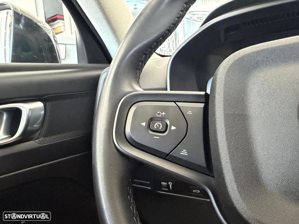Volvo XC 40 1.5 T2 Essential Auto - 23