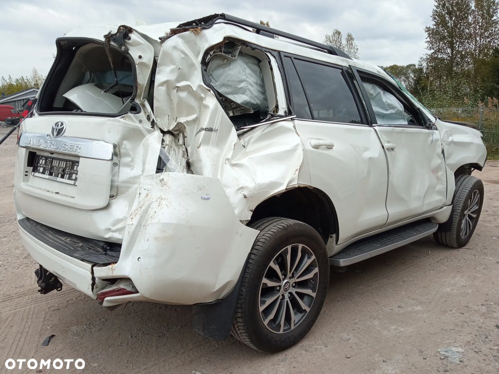 Toyota Land Cruiser LC 2.8 D-4D Invincible - 5