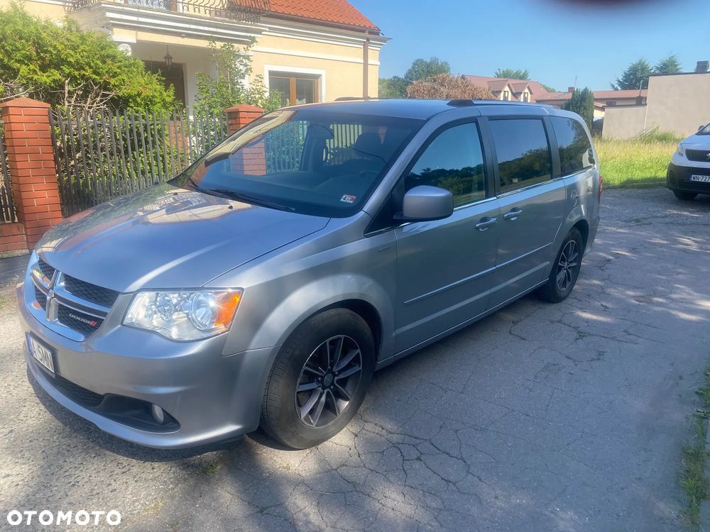 Dodge Grand Caravan 3.6 R/T - 2