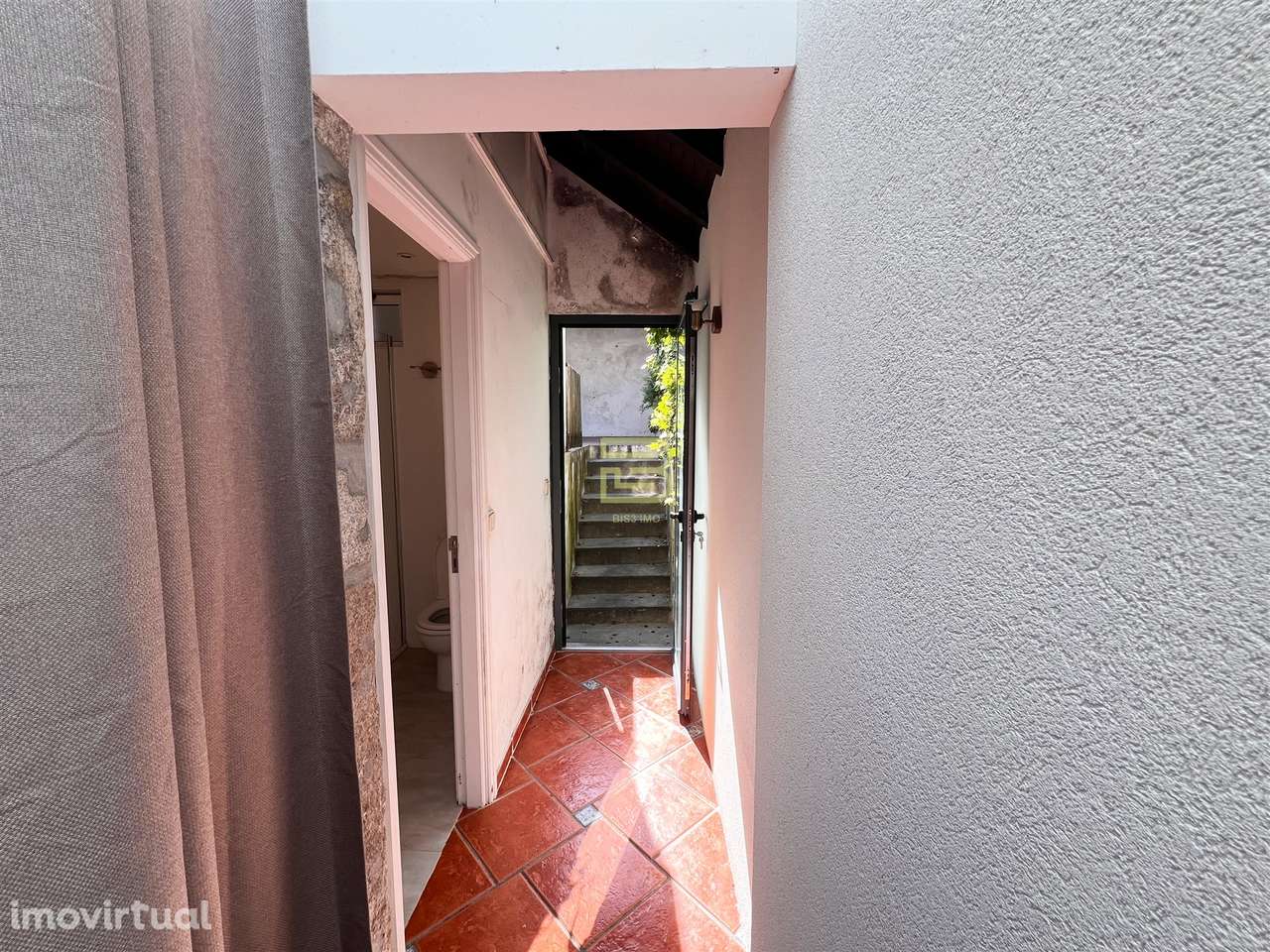 Moradia T1 a 10 minutos da  rotunda da Boavista e 5m da estação de met - Grande imagem: 5/12