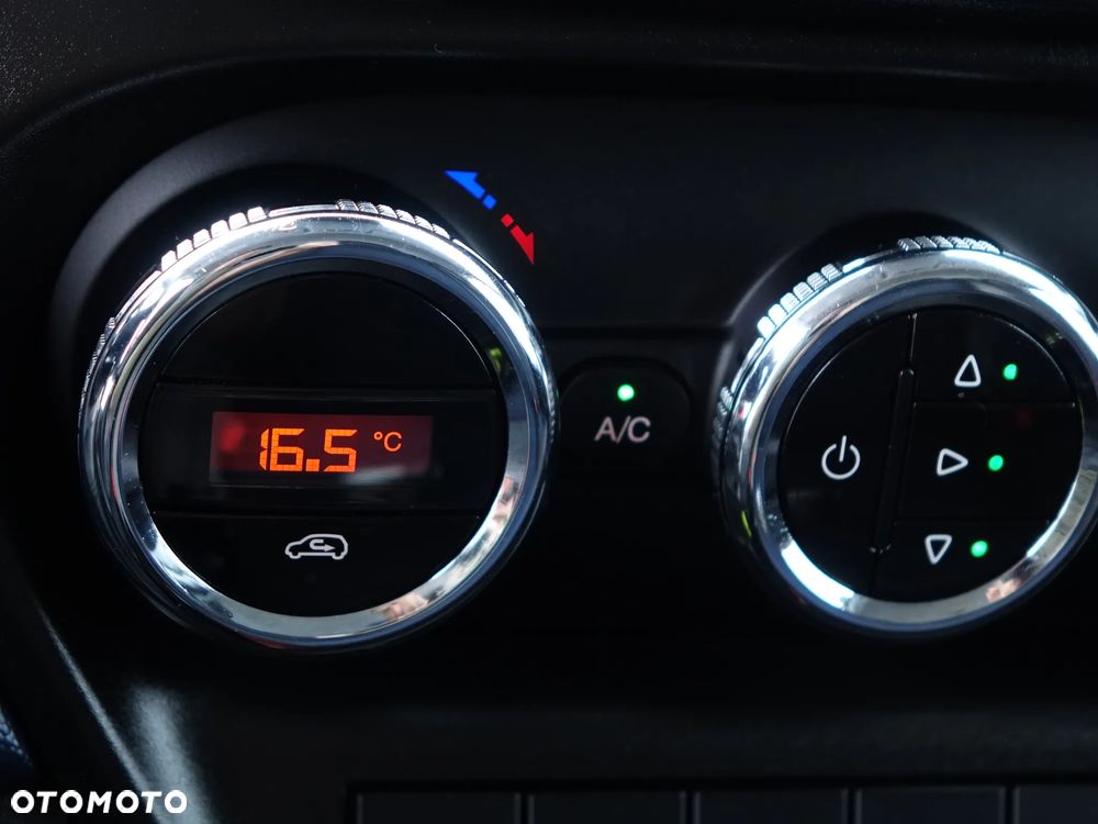 Iveco Daily 35S14 L3H2 AUTOMAT HI-MATIC - 16