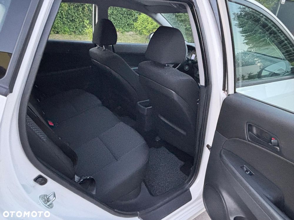 Hyundai i30 1.4 Comfort World Cup - 16