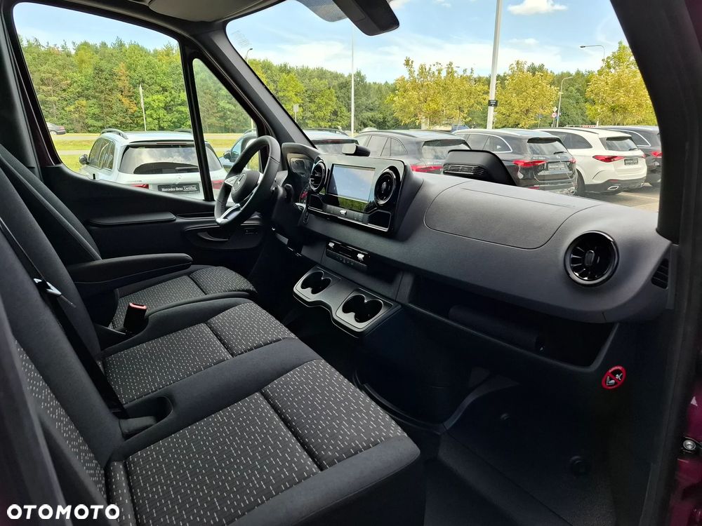 Mercedes-Benz Sprinter 317 CDI Furgon PRO długi 4325 mm L3H2 - 19