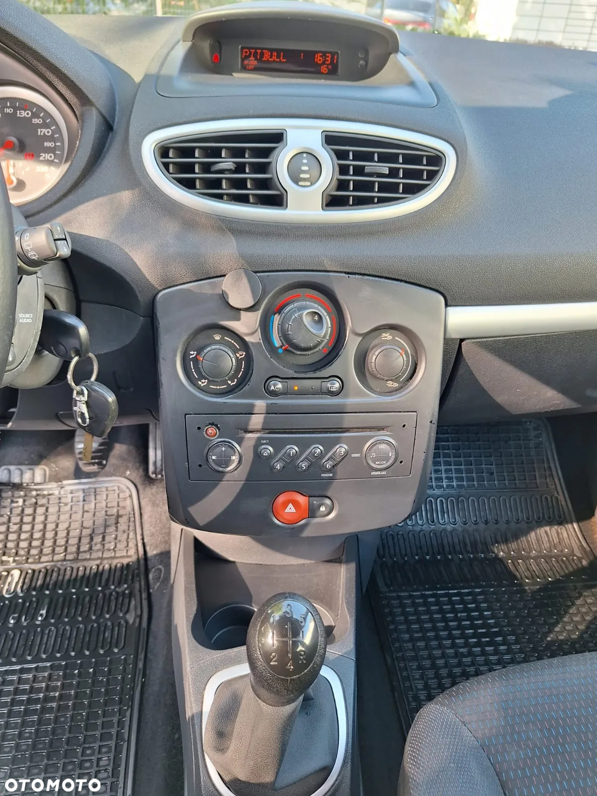 Renault Clio 1.6 16V Dynamique - 31