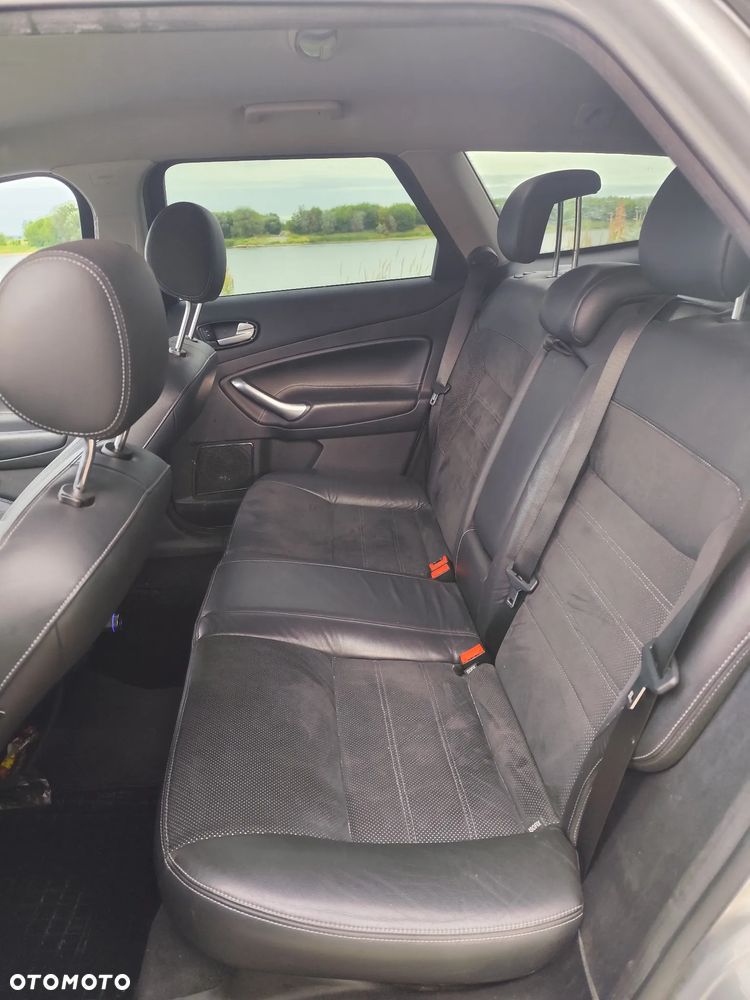 Ford Mondeo 2.0 TDCi Titanium - 9