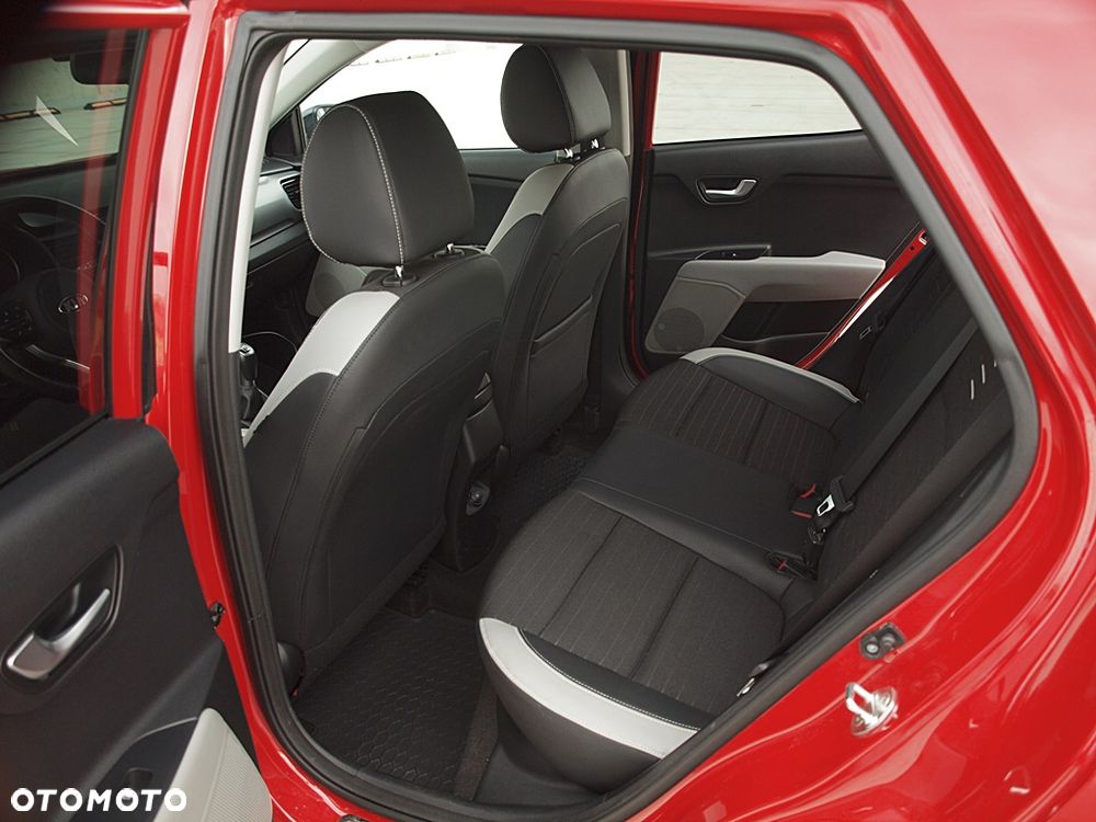 Kia Stonic 1.0 T-GDI 120 Platinum Edition - 23