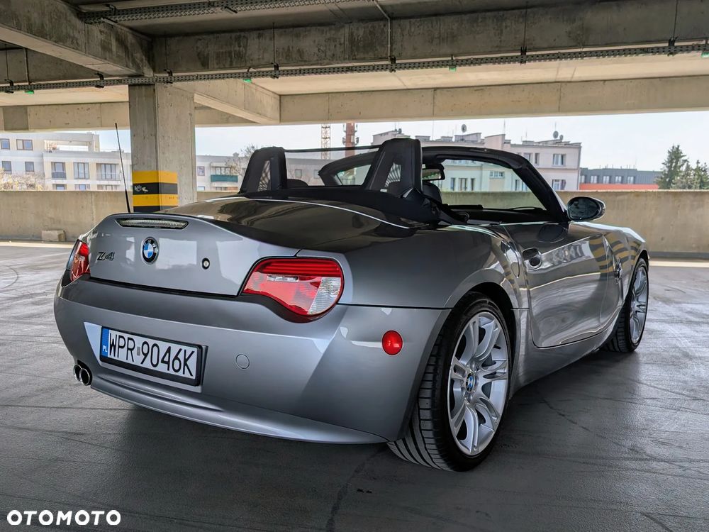 BMW Z4 3.0si - 8