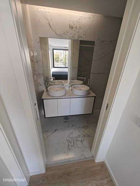 Apartamento T2 NOVO a estrear junto ao El Corte Inglês - Grande imagem: 4/7