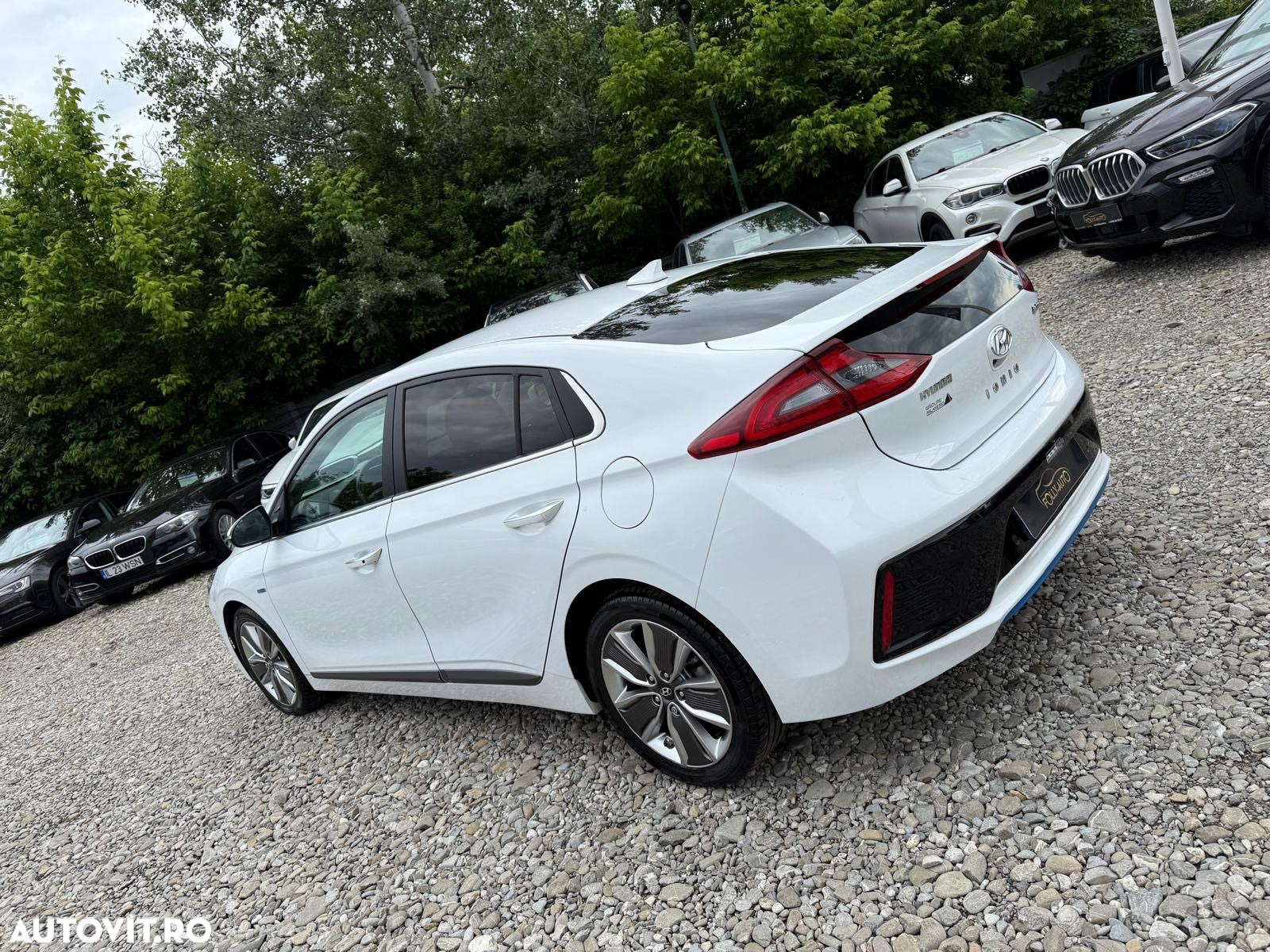 Hyundai IONIQ Hybrid 1.6 GDI Premium - 4