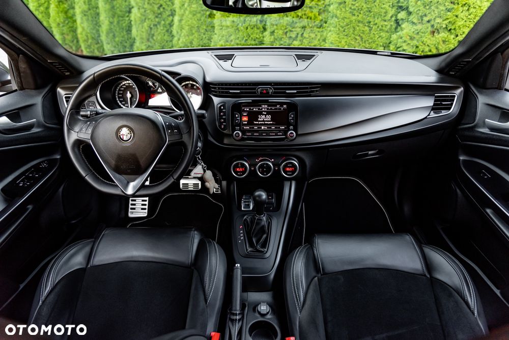 Alfa Romeo Giulietta 1.8 TBi 16V TCT Quadrifoglio Verde - 27