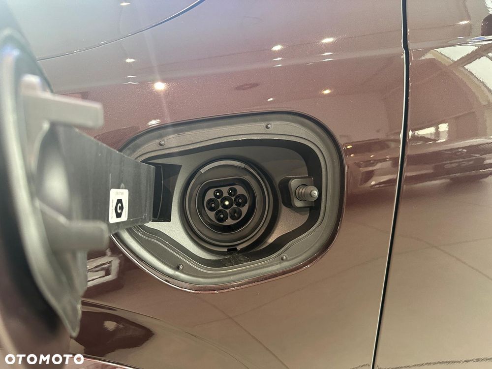 Volvo XC 90 T8 AWD Plug-In Hybrid Ultra Bright 7os - 21