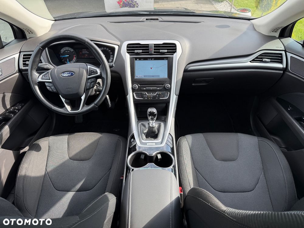 Ford Mondeo 2.0 TDCi STart-Stopp Titanium - 12