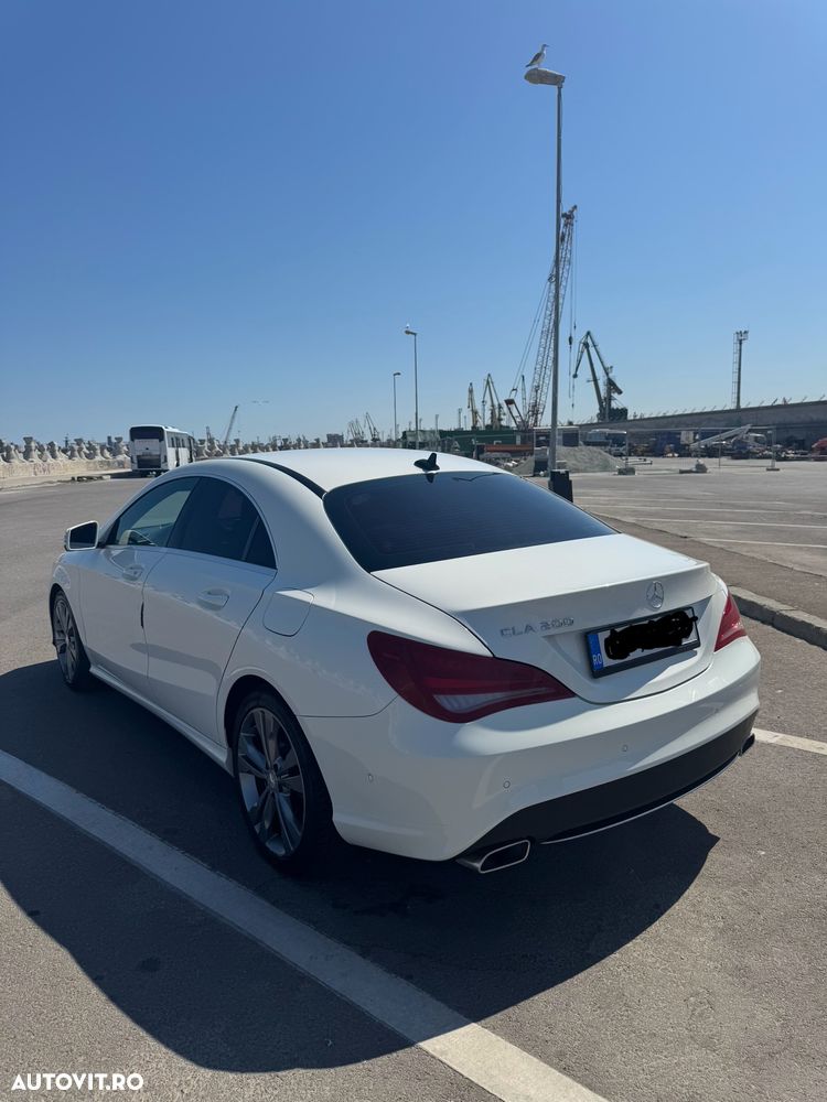 Mercedes-Benz CLA - 4