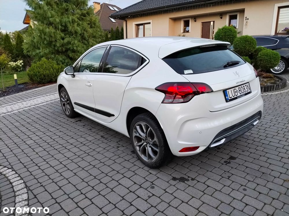 Citroën DS4 1.6 HDi SoChic - 9