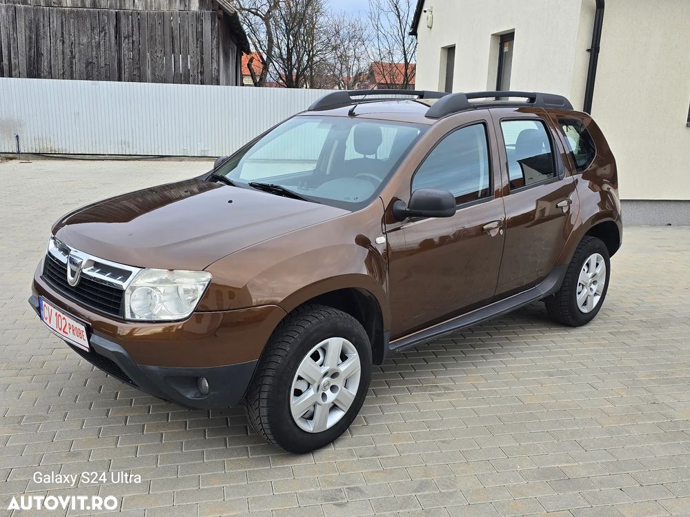 Dacia Duster 1.6 16V 4x2 Essentiel - 1