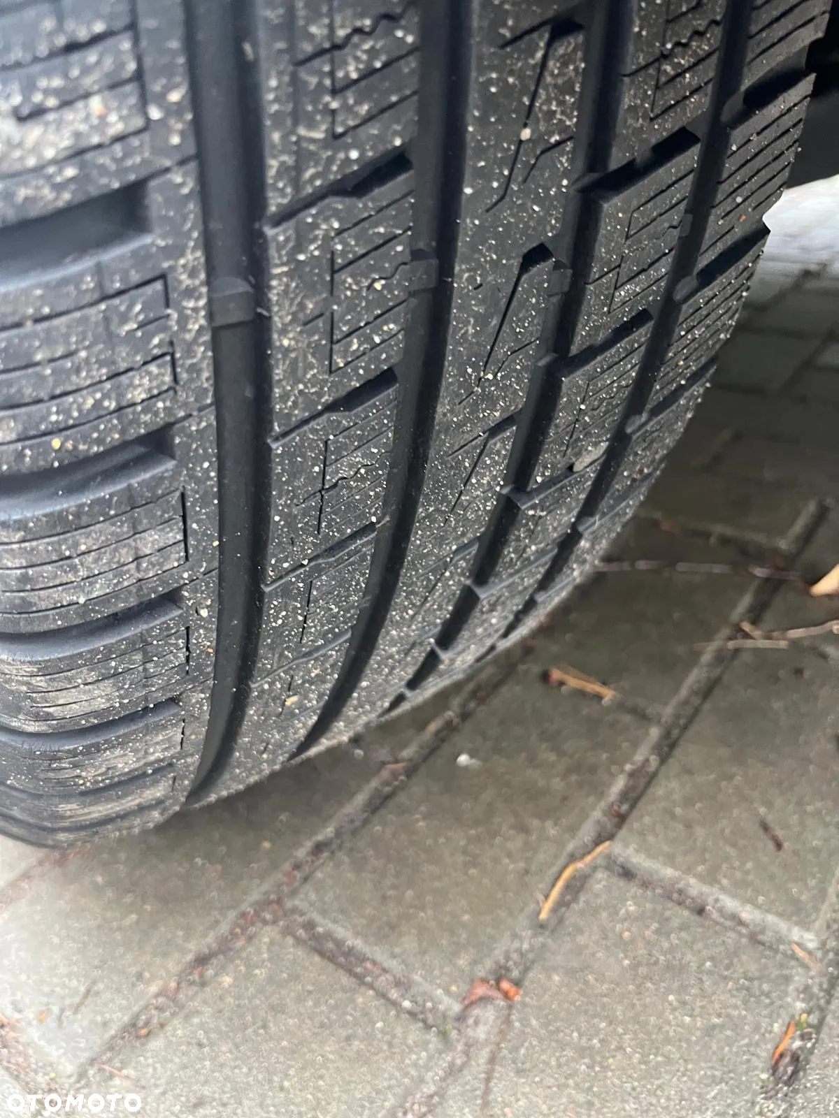 alu felgi r-design 18 volvo xc60 opony 235/60/18  5x108 - 6