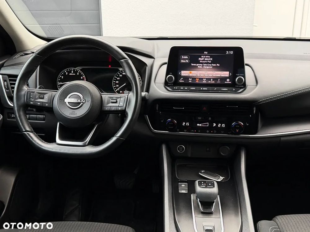 Nissan Qashqai 1.3 DIG-T N-Connecta DCT - 8