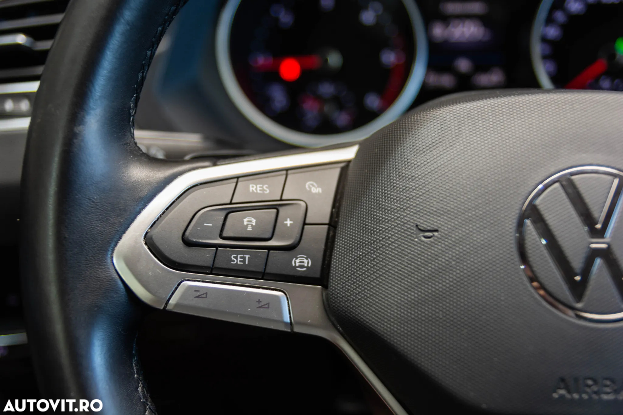Volkswagen Tiguan 2.0 TDI DSG Advanced - 25