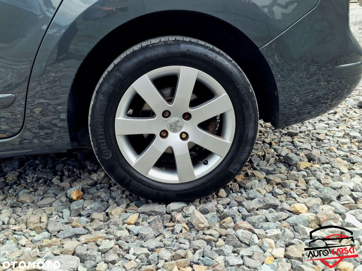 Peugeot 5008 - 5
