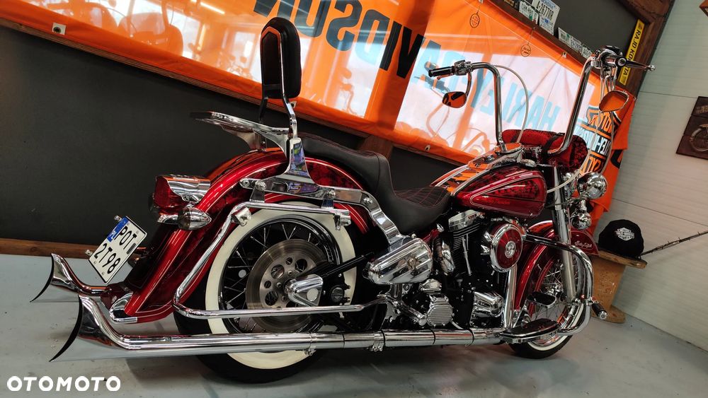 Harley-Davidson Softail Heritage Classic - 38