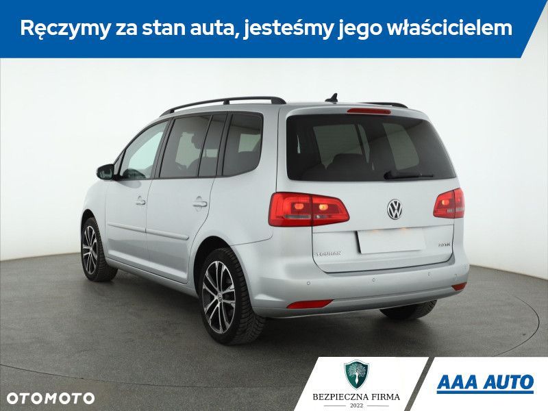 Volkswagen Touran - 5