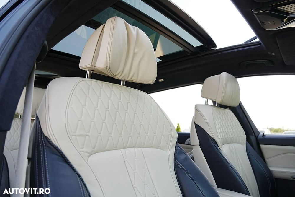 BMW X7 xDrive30d - 23