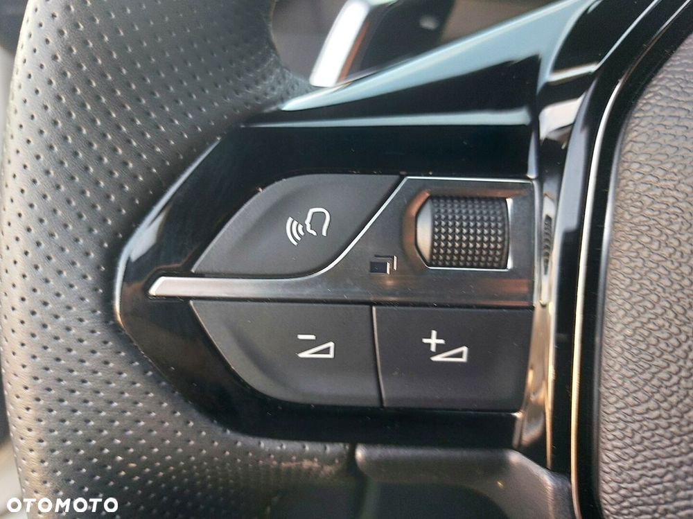 Peugeot 2008 - 15