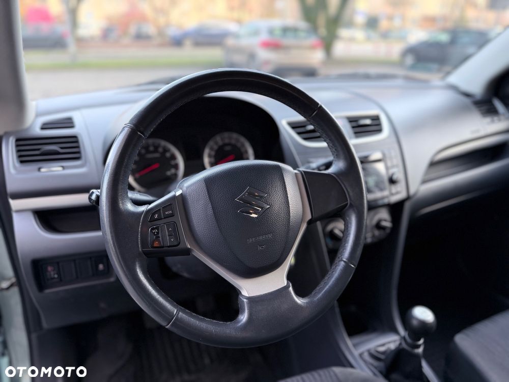 Suzuki Swift 1.2 Premium - 7