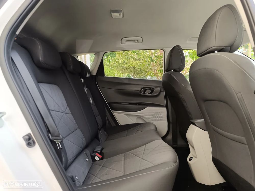 Hyundai Bayon 1.0 T-GDI 48V-Hybrid DCT Prime - 29