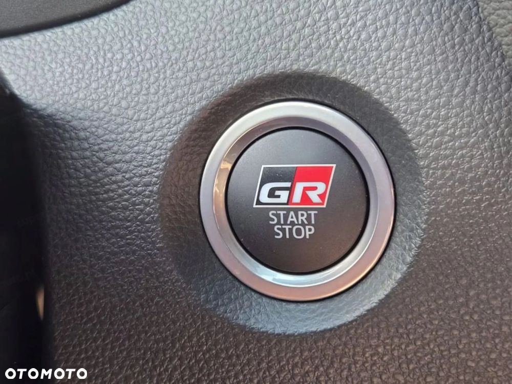 Toyota Corolla 2.0 Hybrid GR Sport - 11