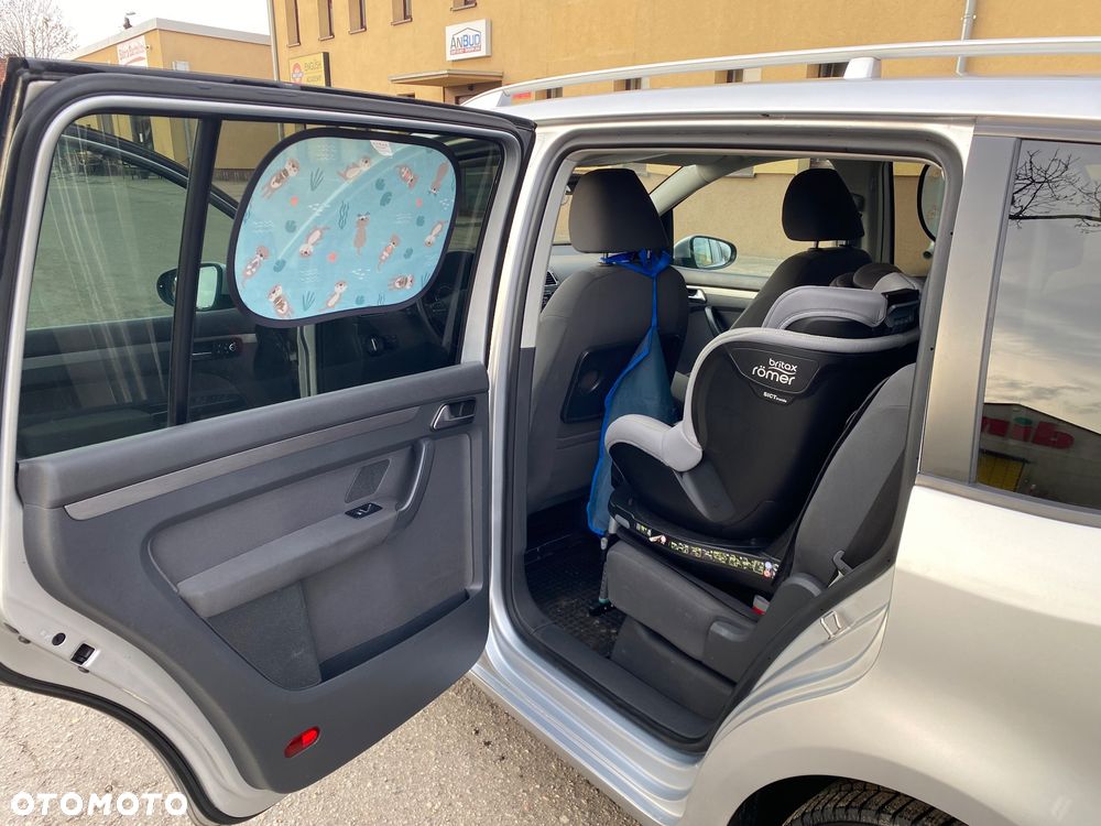 Volkswagen Touran 2.0 TDI DPF Comfortline - 10