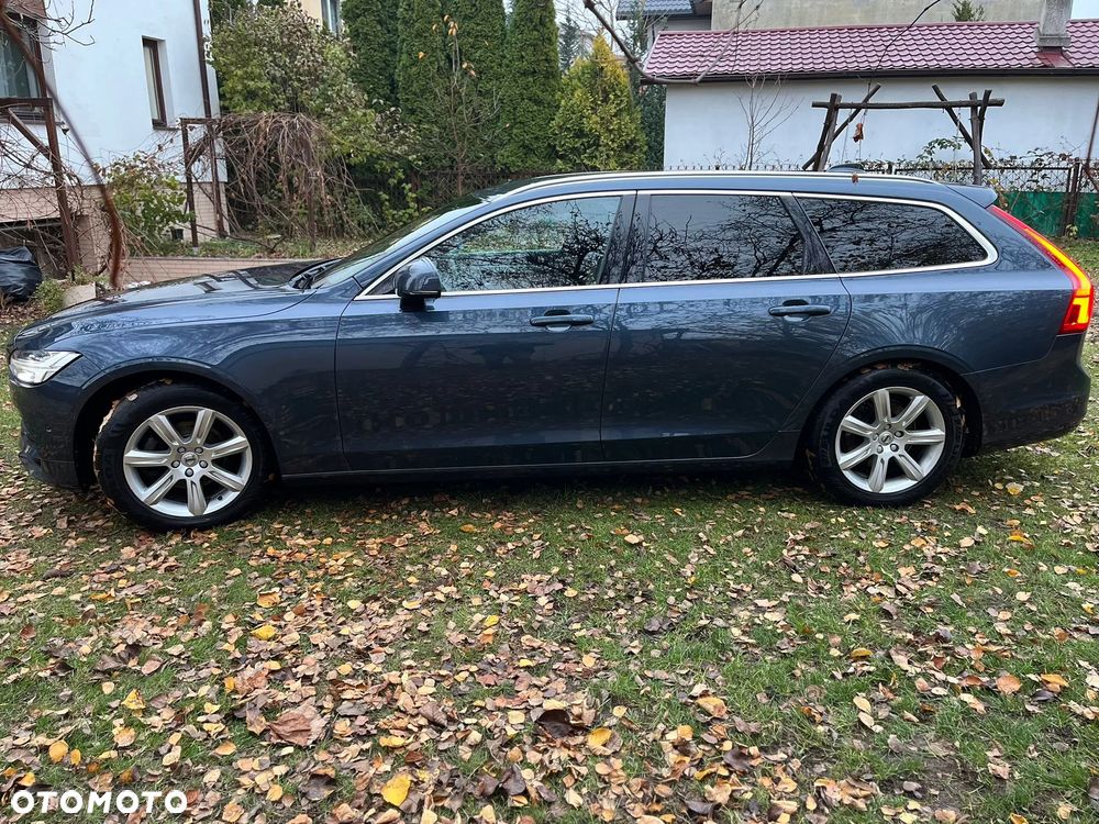 Volvo V90 D3 Momentum Pro - 17