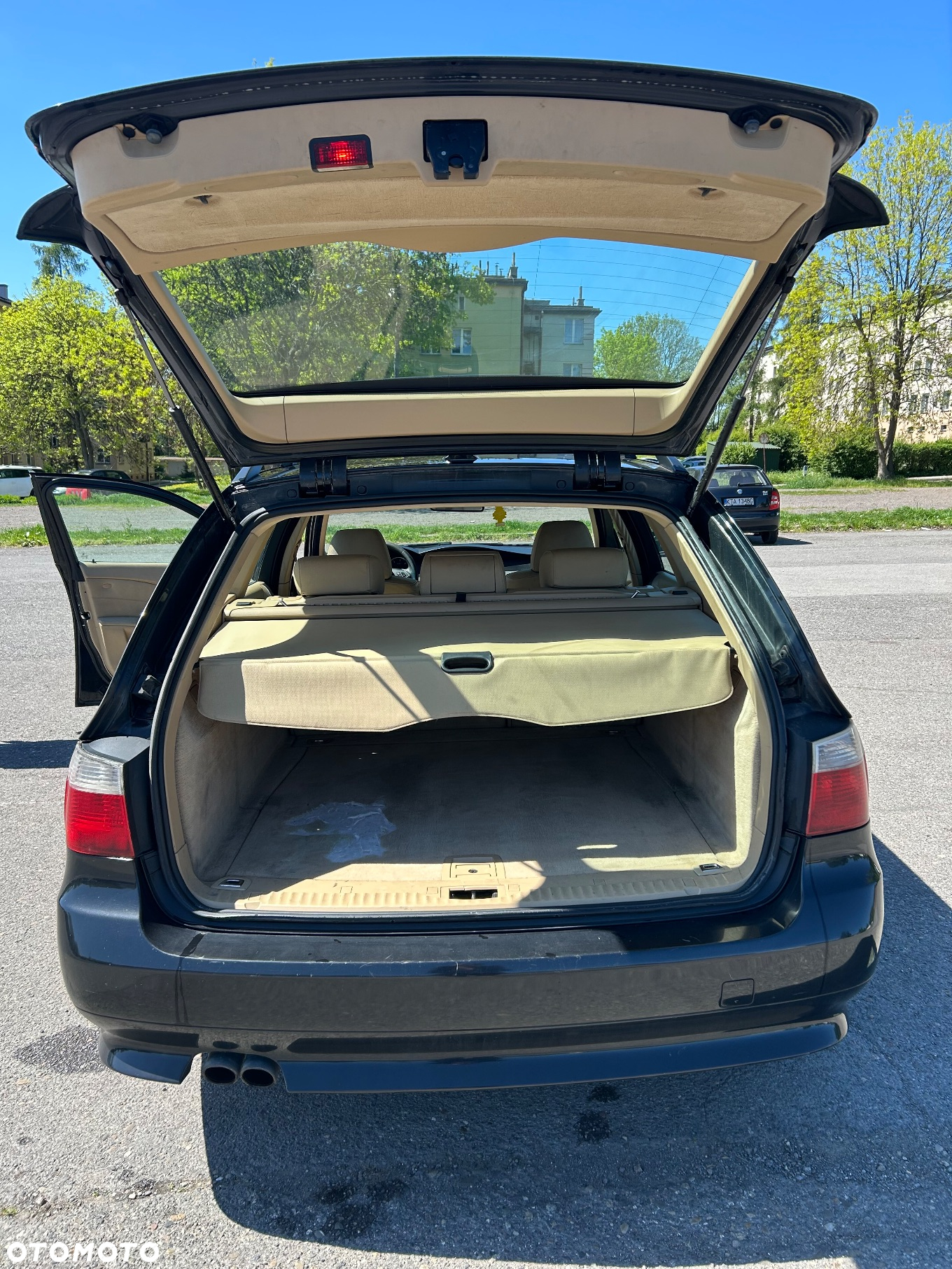 BMW Seria 5 530d Touring - 10