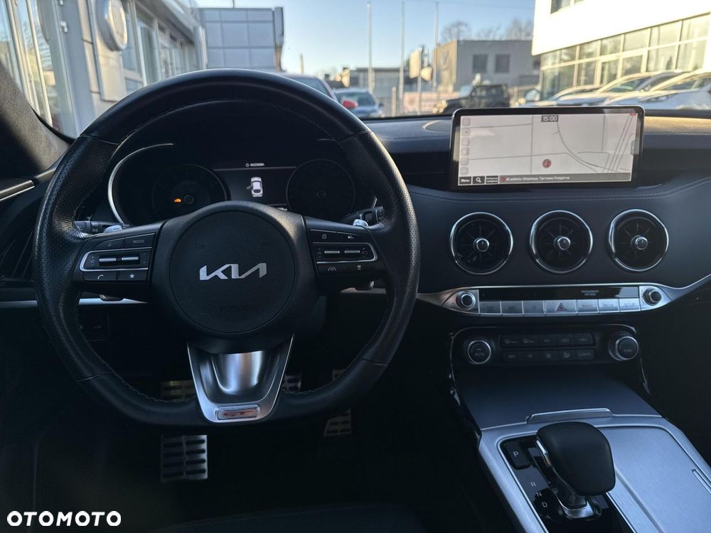 Kia Stinger 3.3 T-GDI V6 GT AWD - 13