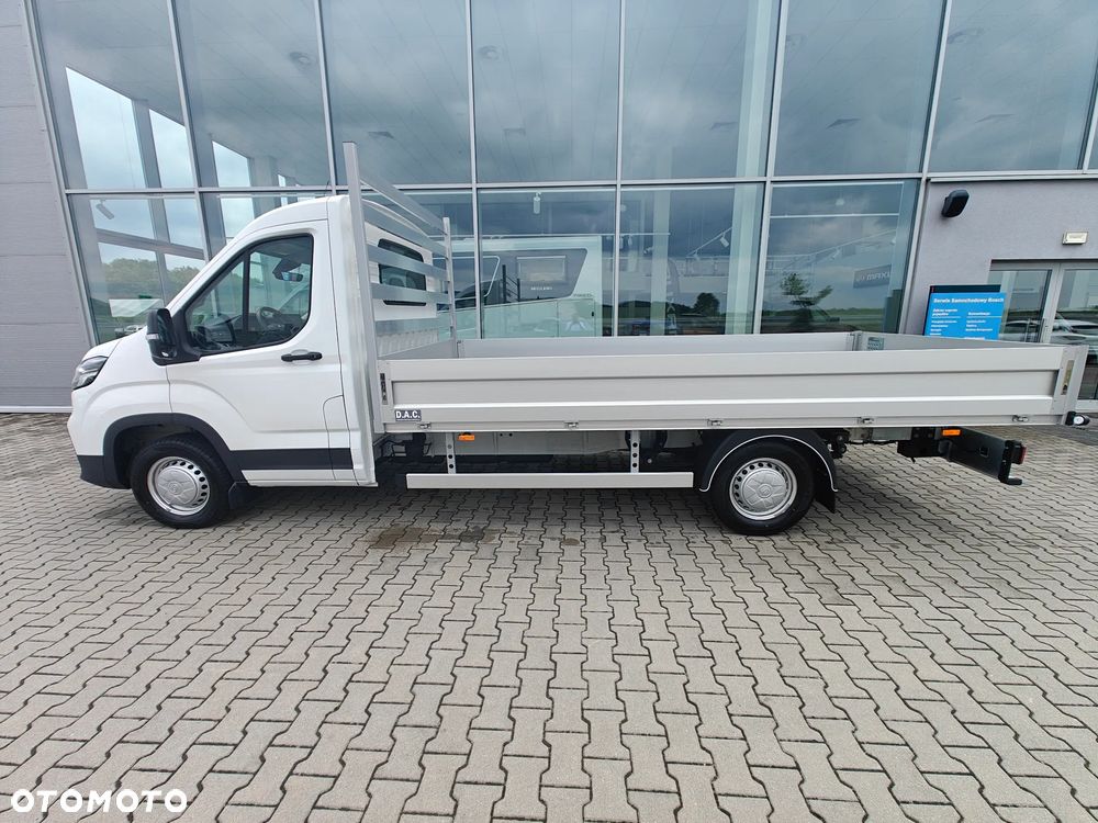 Maxus Deliver 9 - 9