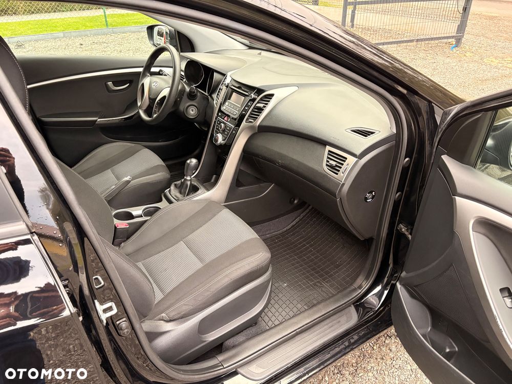 Hyundai i30 1.4 Comfort - 19