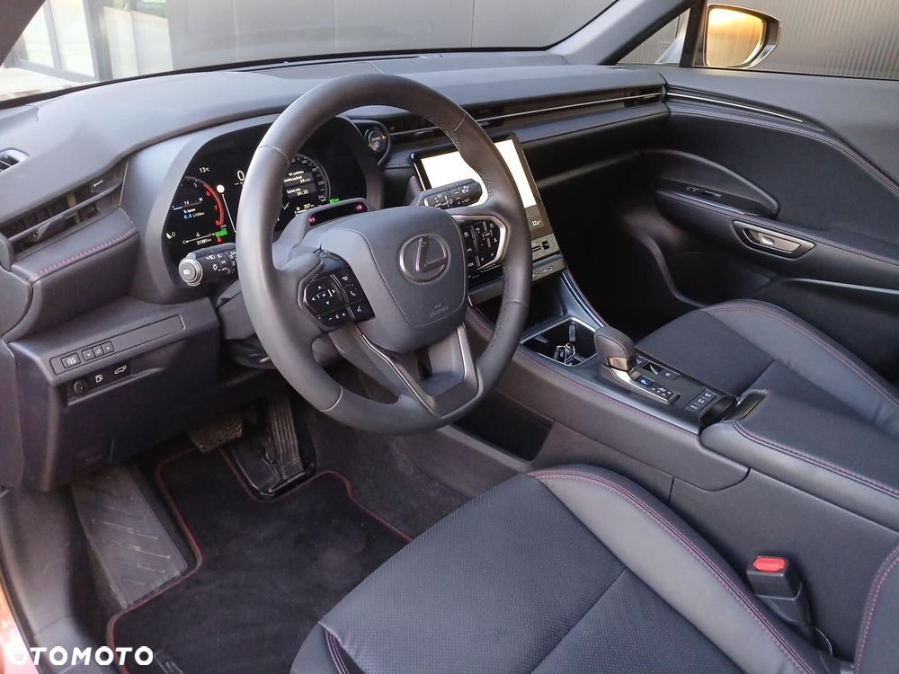 Lexus LBX 1.5 Hybrid Emotion - 11