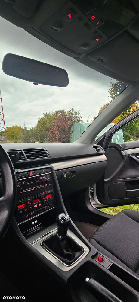 Audi A4 Avant 2.4 - 12
