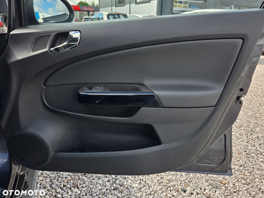 Opel Corsa 1.4 16V 150 Jahre - 18