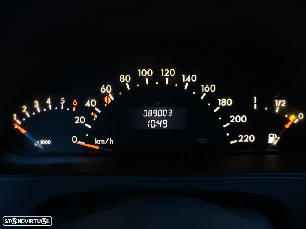 Mercedes-Benz A 140 Classic - 15