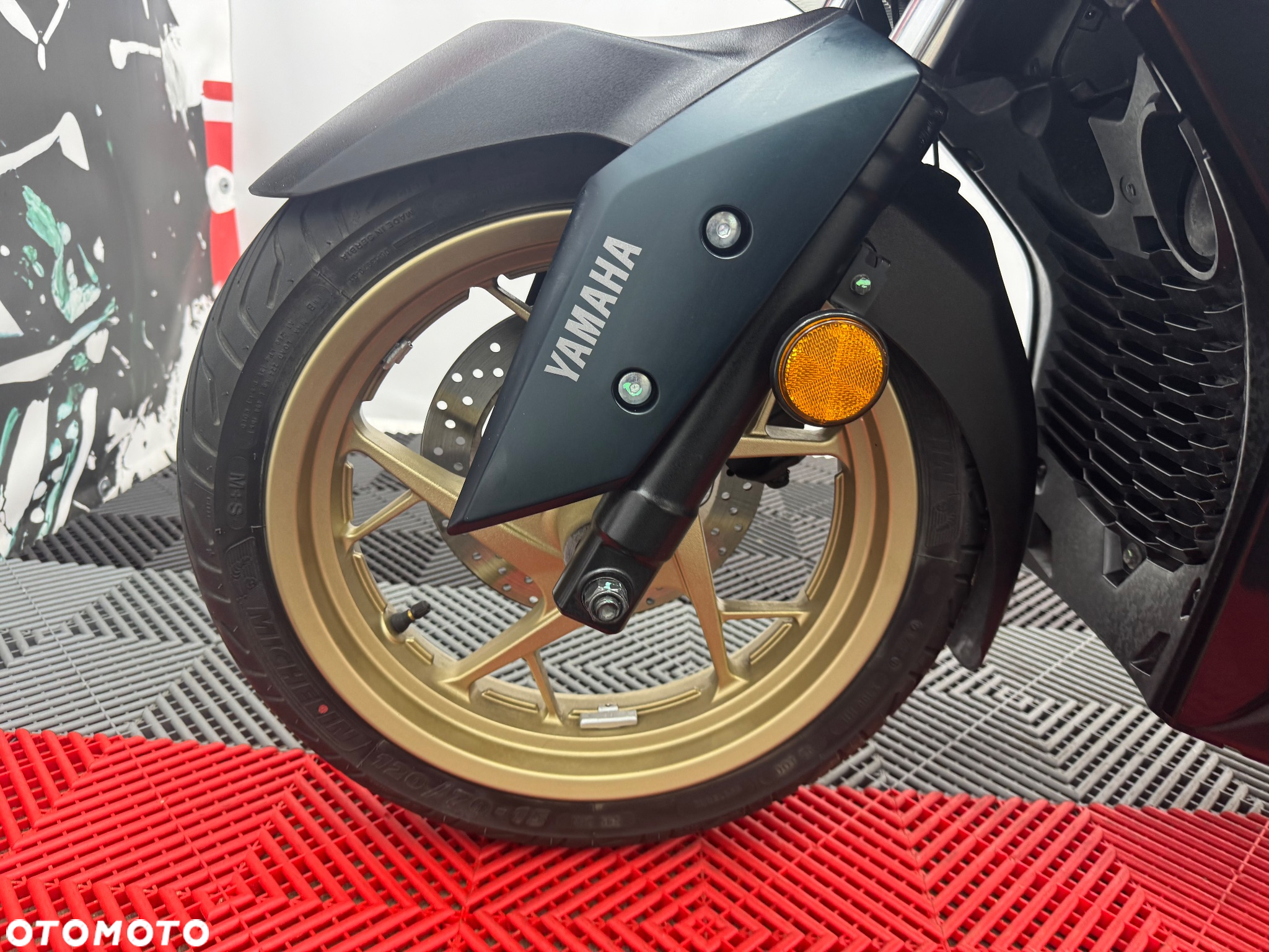 Yamaha X-max - 8