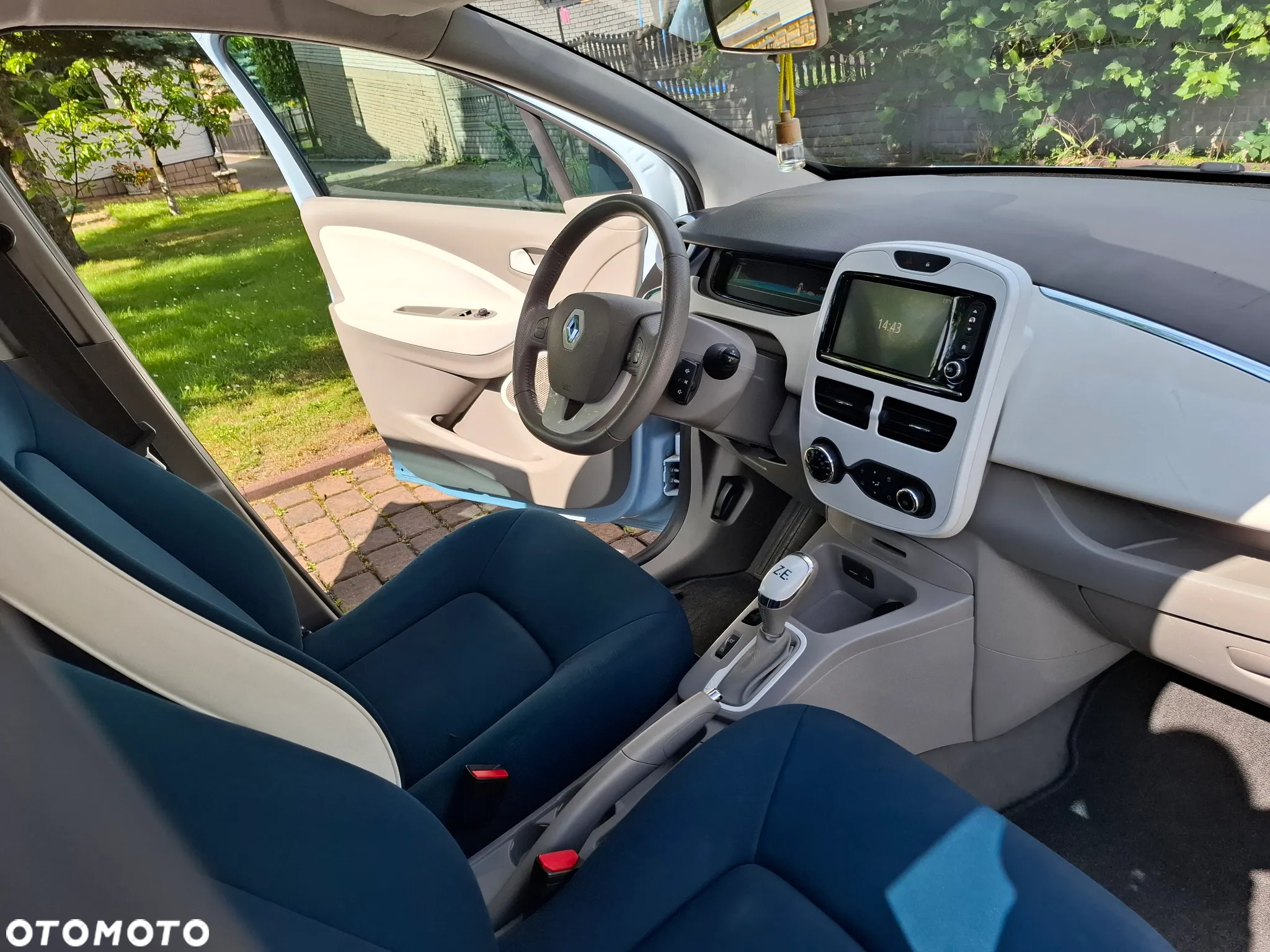Renault Zoe - 13