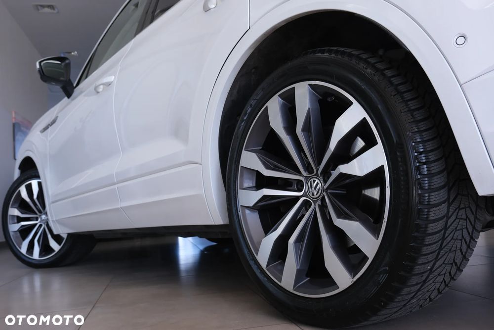 Volkswagen Touareg 4.0 V8 TDI SCR 4Mot R-Line - 14
