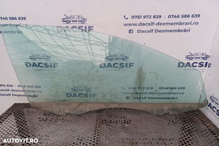 Geam fix usa fata dreapta Volkswagen VW Passat B6  [din 2005 pana  2010] seria wagon 5-usi 1.6 TDI - 1