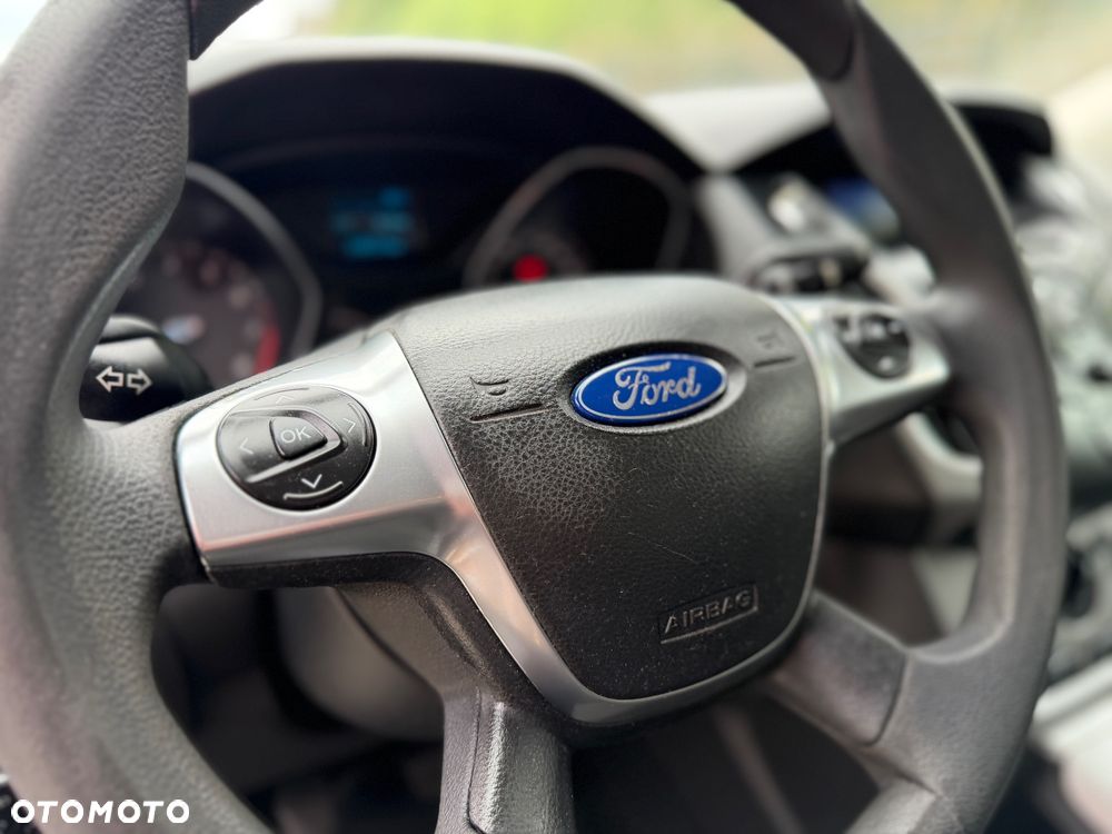 Ford Focus - 12