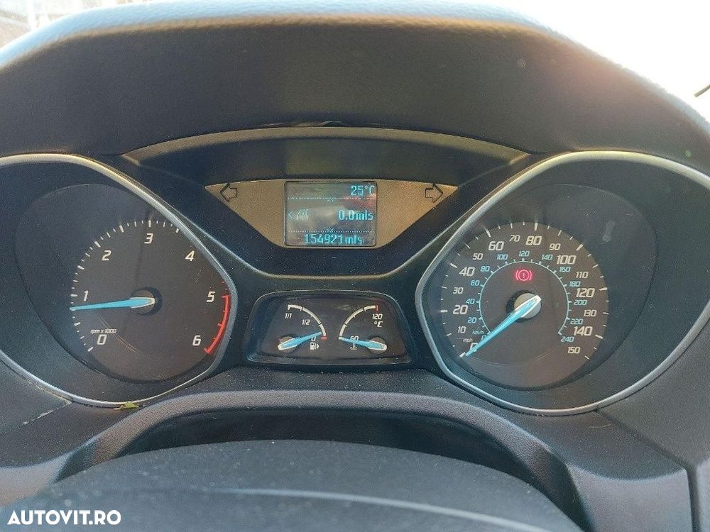 CD player Ford Focus 3 2011 HATCHBACK 1.6 Duratorq CR TC - 1