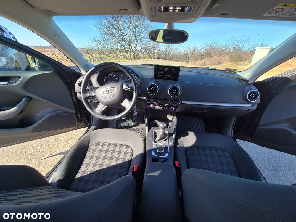 Audi A3 Sportback - 8