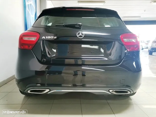 Mercedes-Benz A 180 d Urban - 4