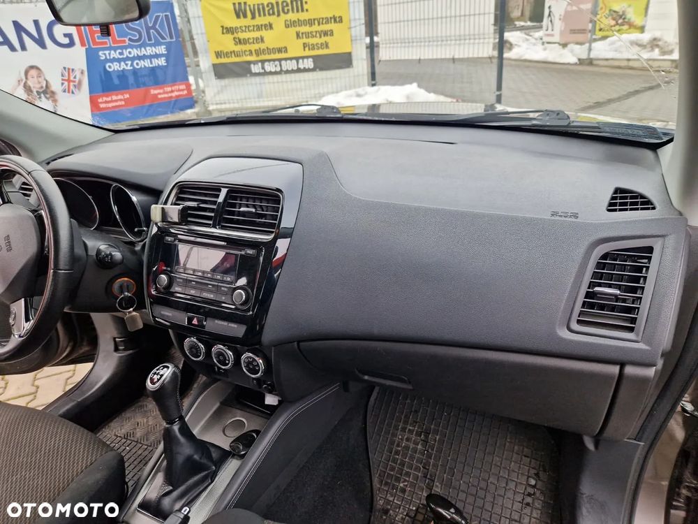 Mitsubishi ASX 1.6 Invite - 12