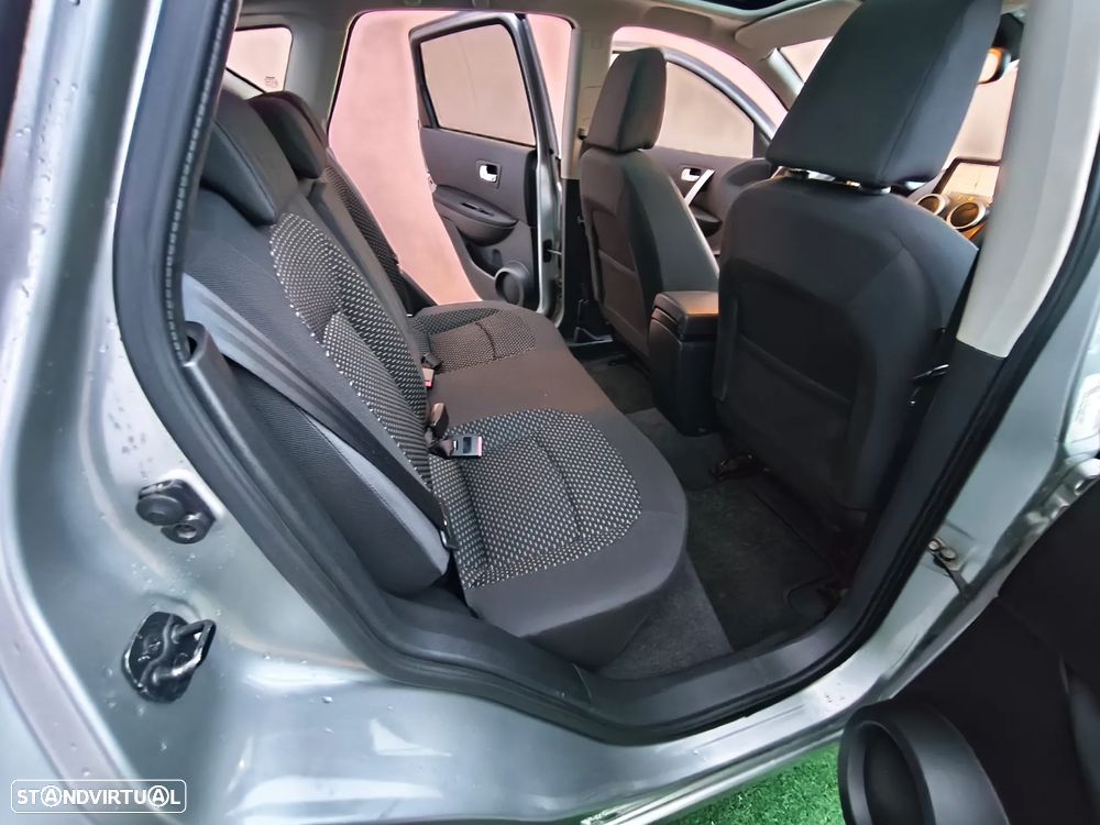 Nissan Qashqai 2.0 dCi Backstage NAVI FPD - 22